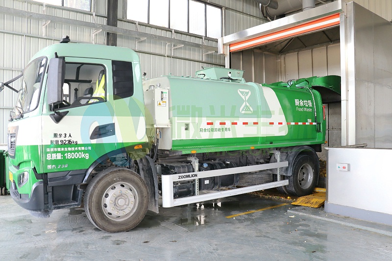 水蜜桃成人AV在线垃圾收運車
